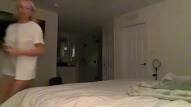 kenziesmithh webcam