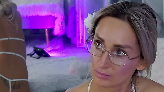 IsabelleEthan webcam