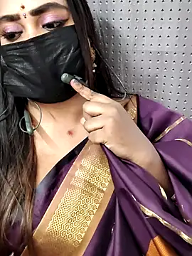 Watch Cutie_Nila live on EroticFlix - High definition streams