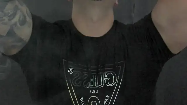 TONYWILSONN live sex cam