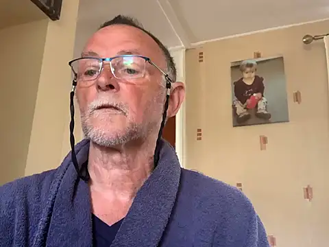 Moonraker64 live sex cam