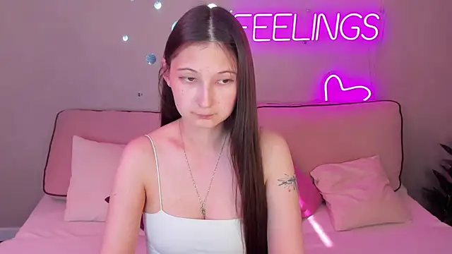 Ella_Burns webcam