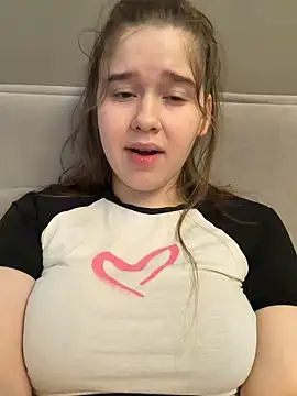 HornyGirlH live show