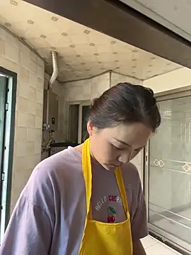 xiaochengzi505 - Xiaochengzi505's free webcam - UK Sex Cams