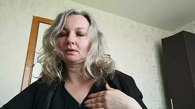 EdithManning webcam