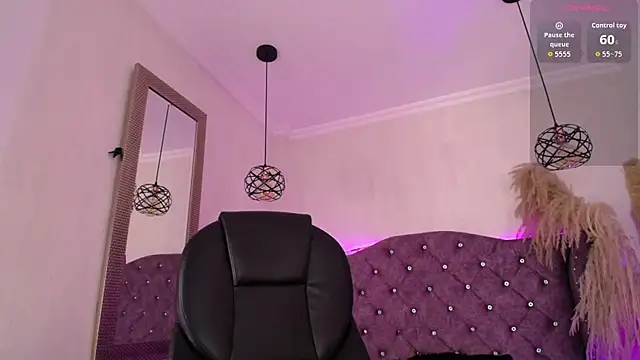 Amara_Davis1 webcam