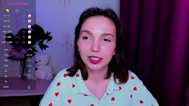 KindHazelHere_ webcam
