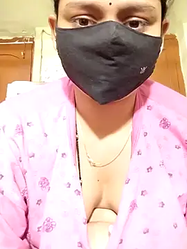 Watch Priyanka_30 live on EroticFlix - High definition streams