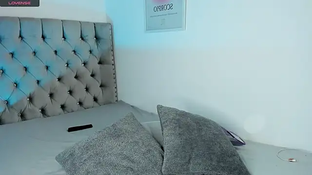 eva_cutee_ webcam