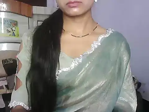 GOLDN_GIRL_ webcam