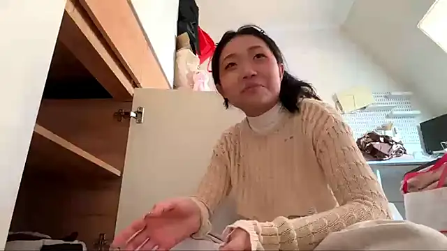 SweetMiaXO webcam