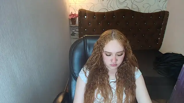 AnnyFoxx webcam