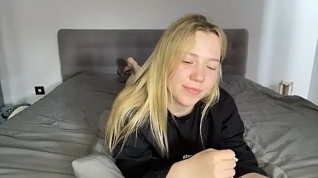 alyrasun webcam