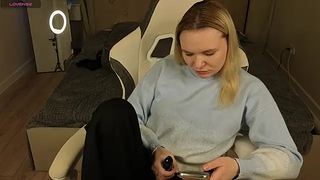 Adriana_Sweett webcam