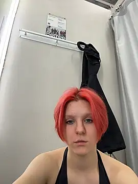 NinaParri webcam
