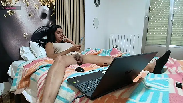Modèle: vittorialombardi__