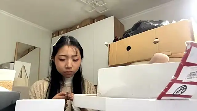 SweetMiaXO webcam