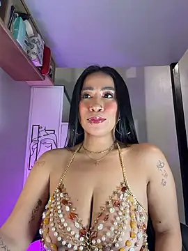 AsianMilfSheryl webcam