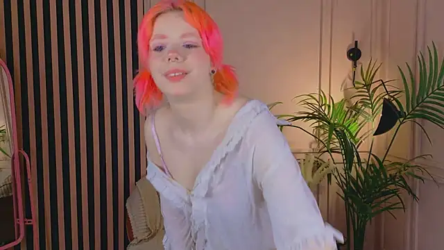 Waifu_Ketrin webcam