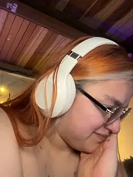 Sophia_Weest99 webcam