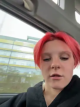 NinaParri webcam