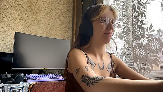 AliceGates webcam