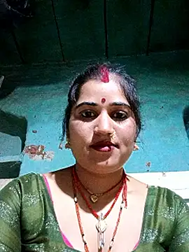 Hot_kamla