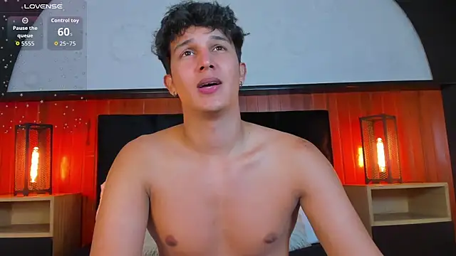 Leo_Savage_ live sex cam
