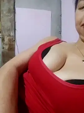 trieutrieu20 - TRIEUTRIEU20's free webcam - UK Sex Cams