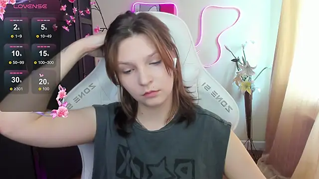 Watch AudreyyKim live on EroticFlix - High definition streams