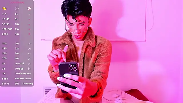 erick_velveth - Erick_Velveth's free webcam - UK Sex Cams