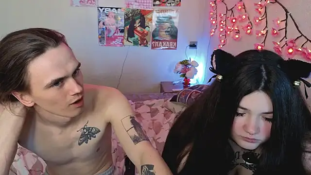 _Sweetie_Kitty_ live sex cam