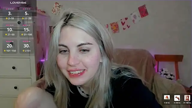 pawpaws - Pawpaws's free webcam - UK Sex Cams