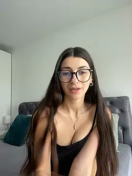 Wildberry_ Live Webcam on Stripchat