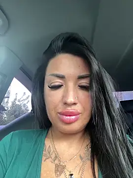 RuslanaXX webcam