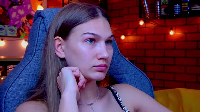 Sweet_Emilya webcam