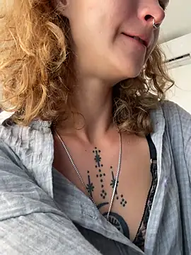 __grace__ webcam