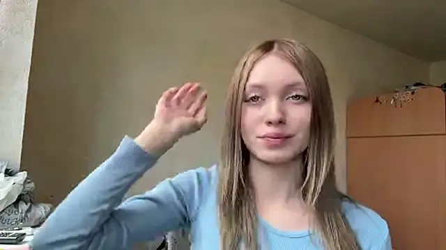 BirdieMcadam webcam