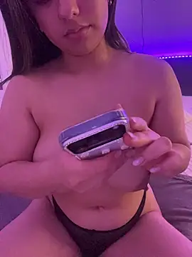 Lusty_Lunaa Live Webcam on Stripchat