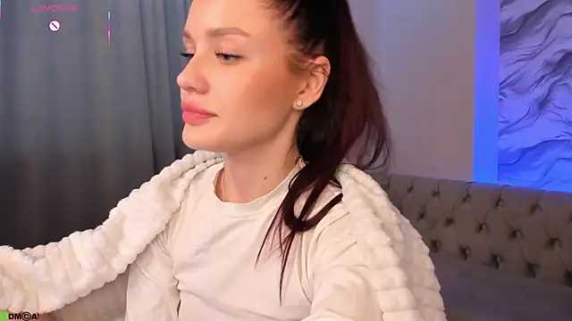 Aria_Mila webcam