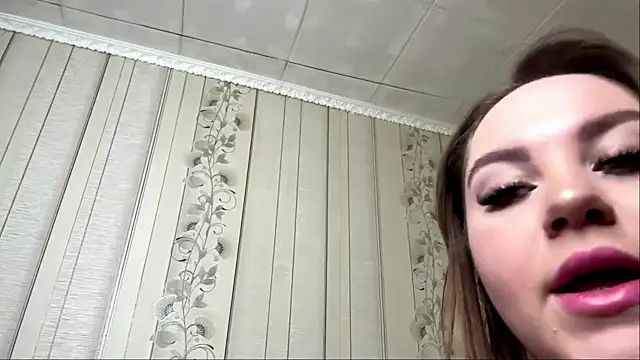 laurenawindfield - LaurenaWindfield's free webcam - UK Sex Cams
