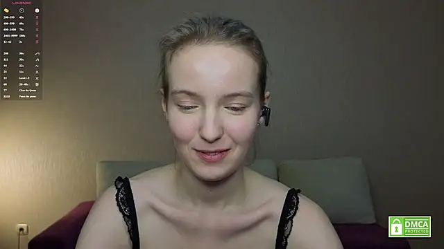 Watch HongTomczak live on EroticFlix - High definition streams