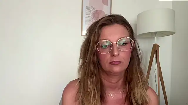 Watch HornyJudith live on EroticFlix - High definition streams