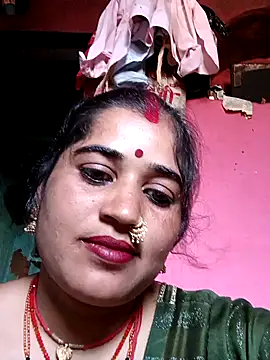 Hot_kamla