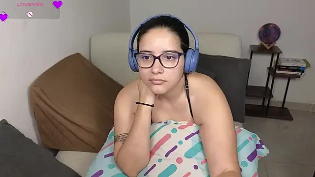 blue__moon_ - Blue__moon_'s free webcam - UK Sex Cams