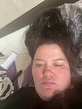 sunnyleila2101 - SunnyLeila2101's free webcam - UK Sex Cams