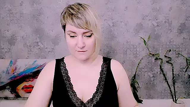 djullia - Djullia's free webcam - UK Sex Cams