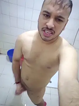 vishnuvinod_india (M young) - Cumming infront of random girl in dubai