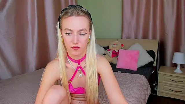 mishapallmer webcam