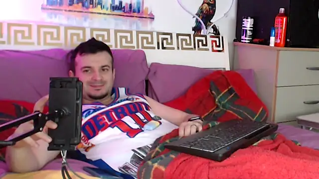 iuligruia69 - Iuligruia69's free webcam - UK Sex Cams